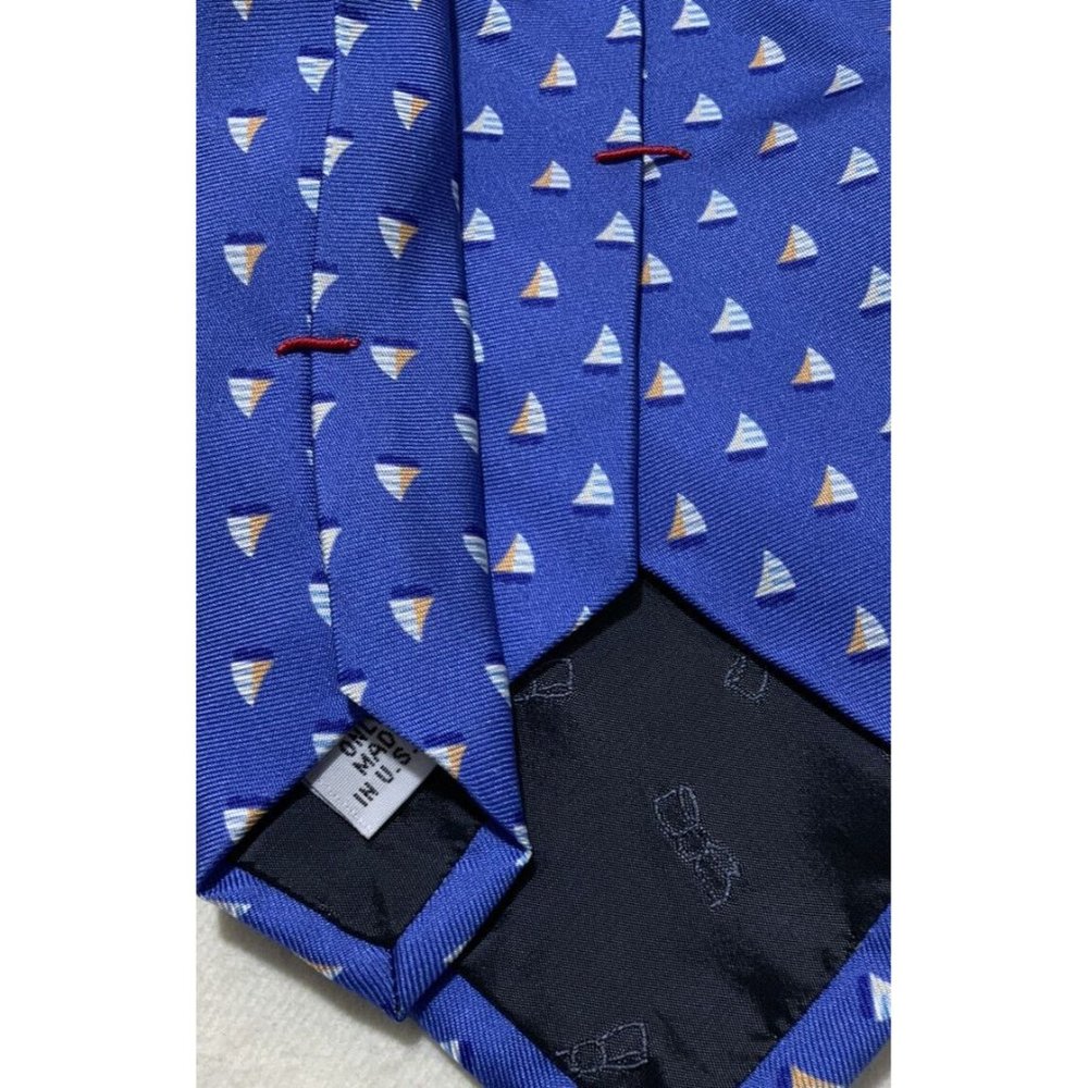 CARROT&GIBBS BOULDER M.IN USA SILK BOAT PRINT BLUE TIE 59"-3".1/2 NWOT - Picture 3 of 4